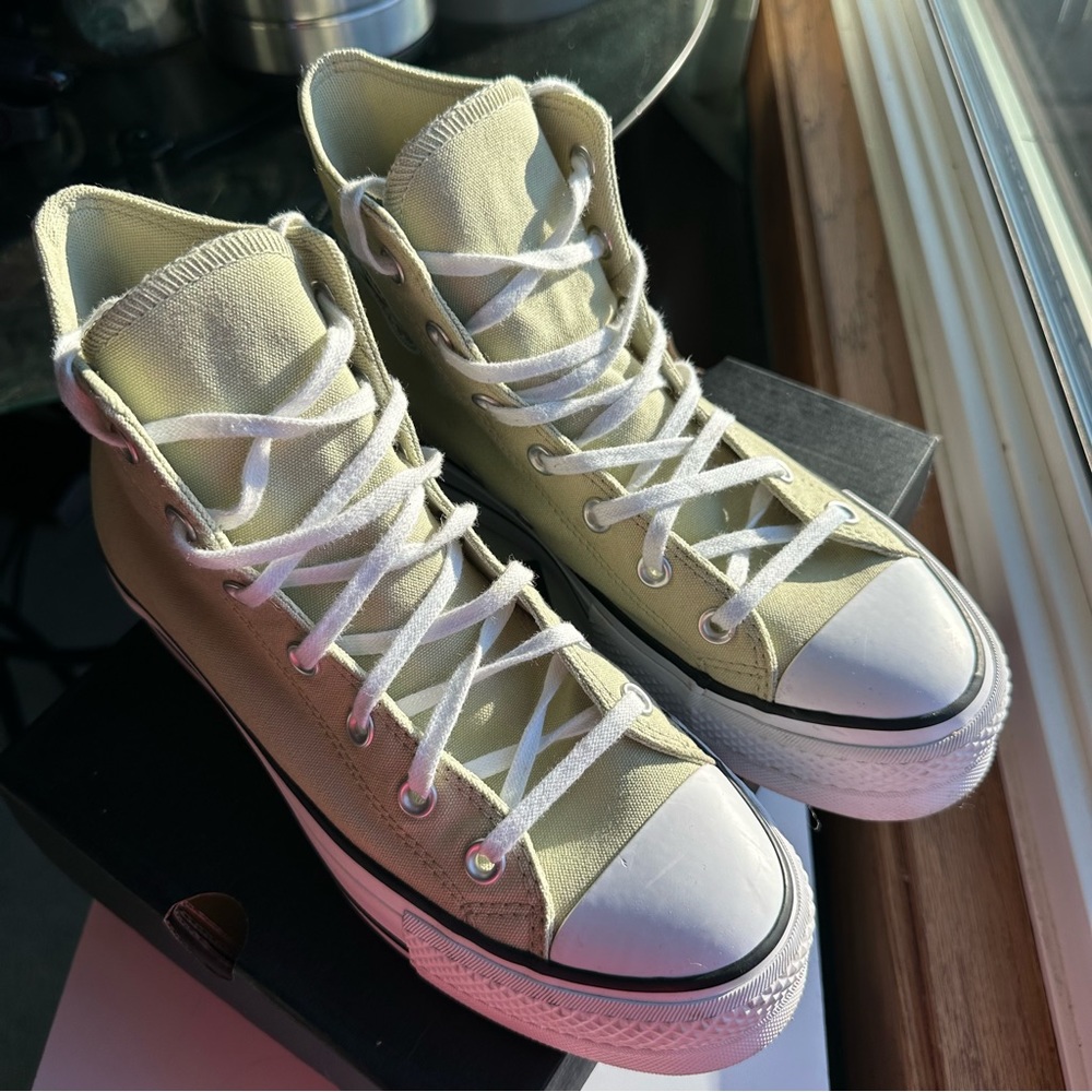 Converse